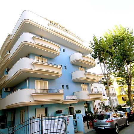 Residence Blu Marine Римини Экстерьер фото