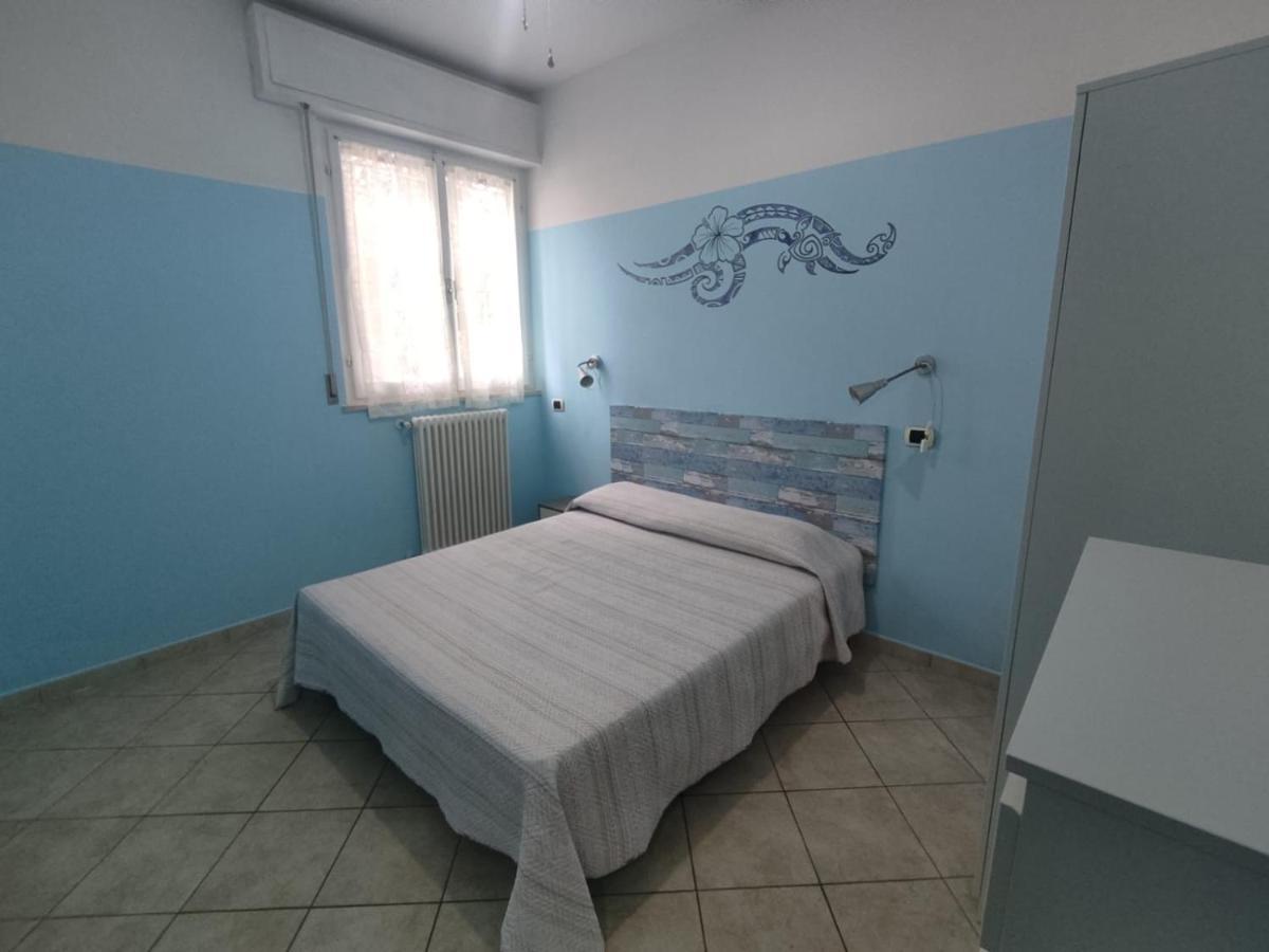 Residence Blu Marine Римини Экстерьер фото