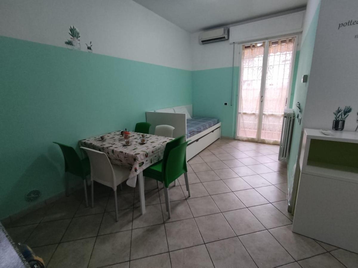 Residence Blu Marine Римини Экстерьер фото
