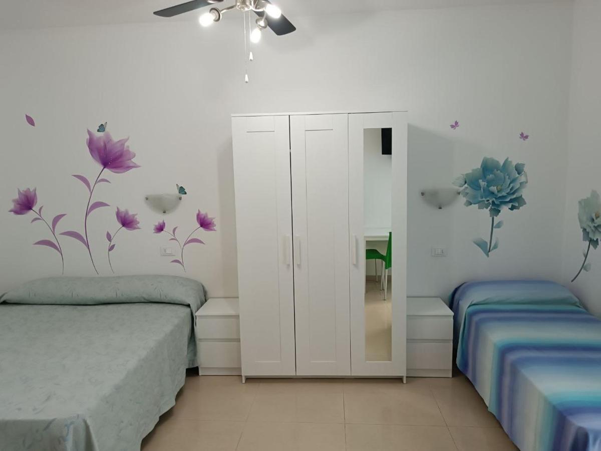 Residence Blu Marine Римини Экстерьер фото