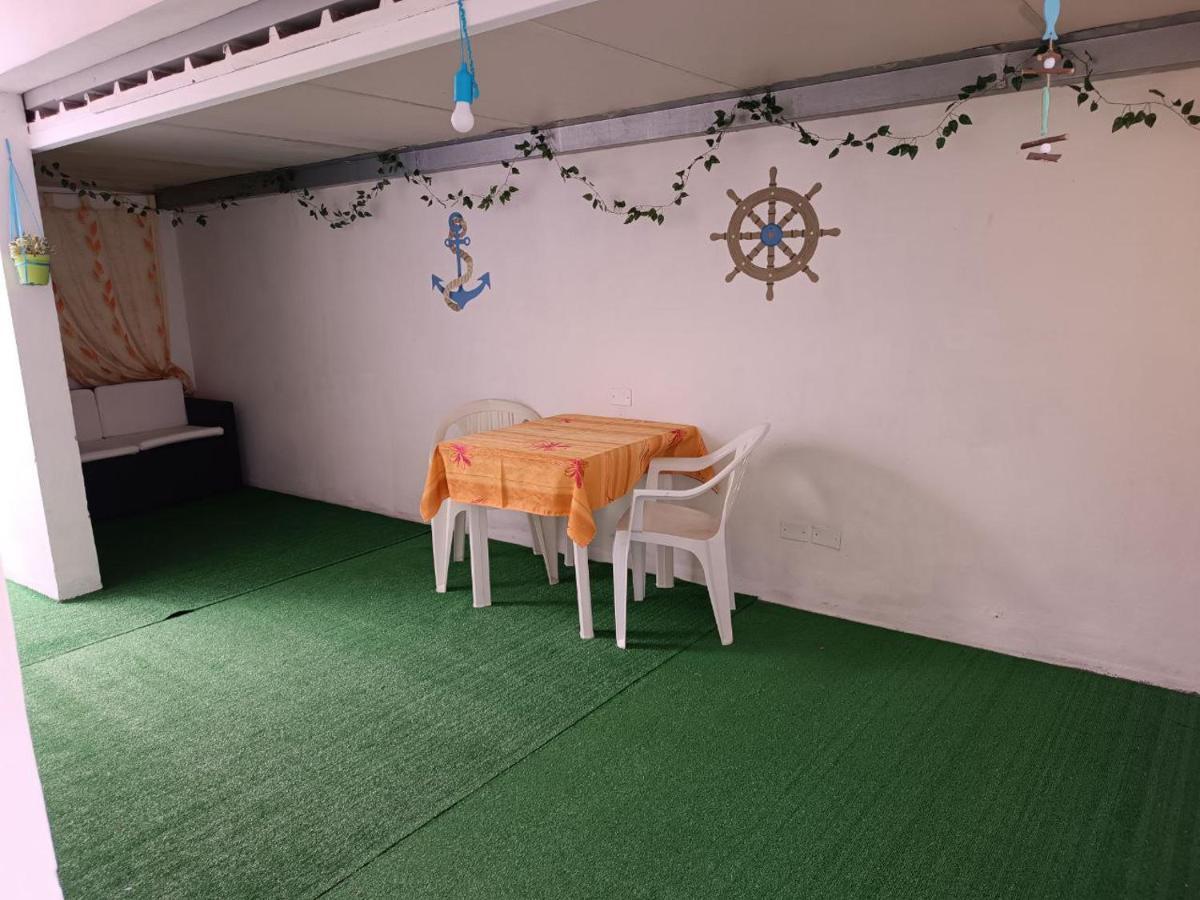 Residence Blu Marine Римини Экстерьер фото