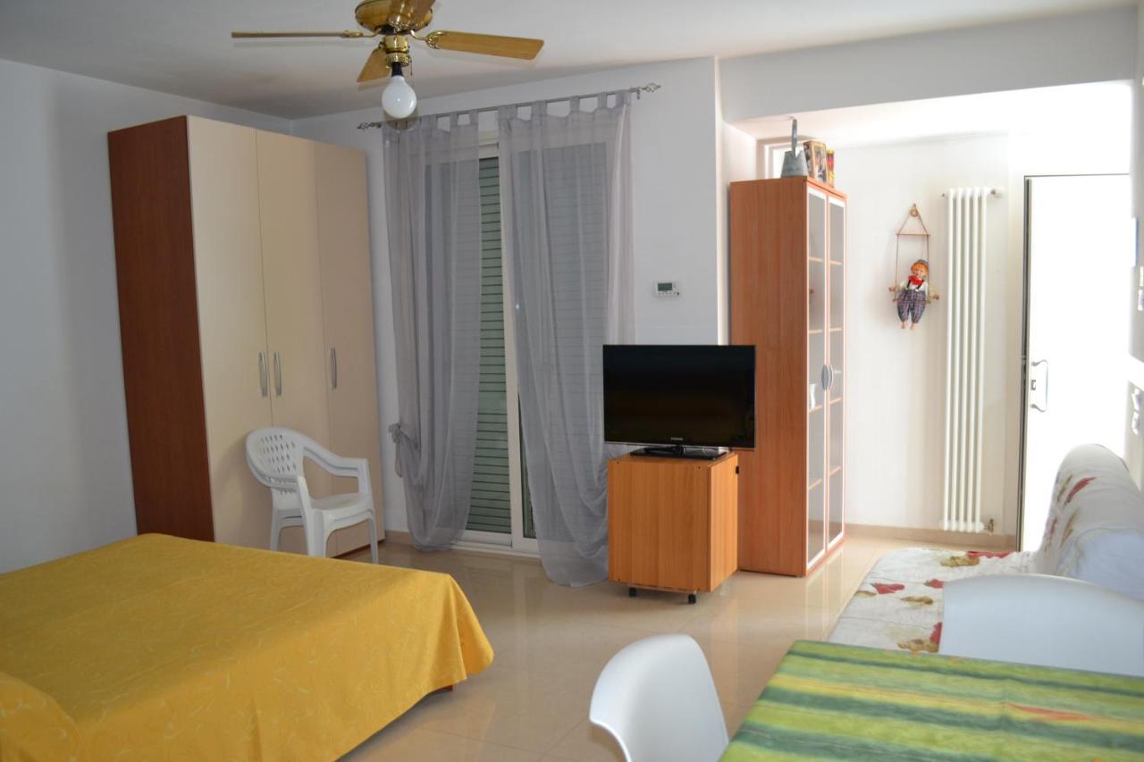 Residence Blu Marine Римини Экстерьер фото